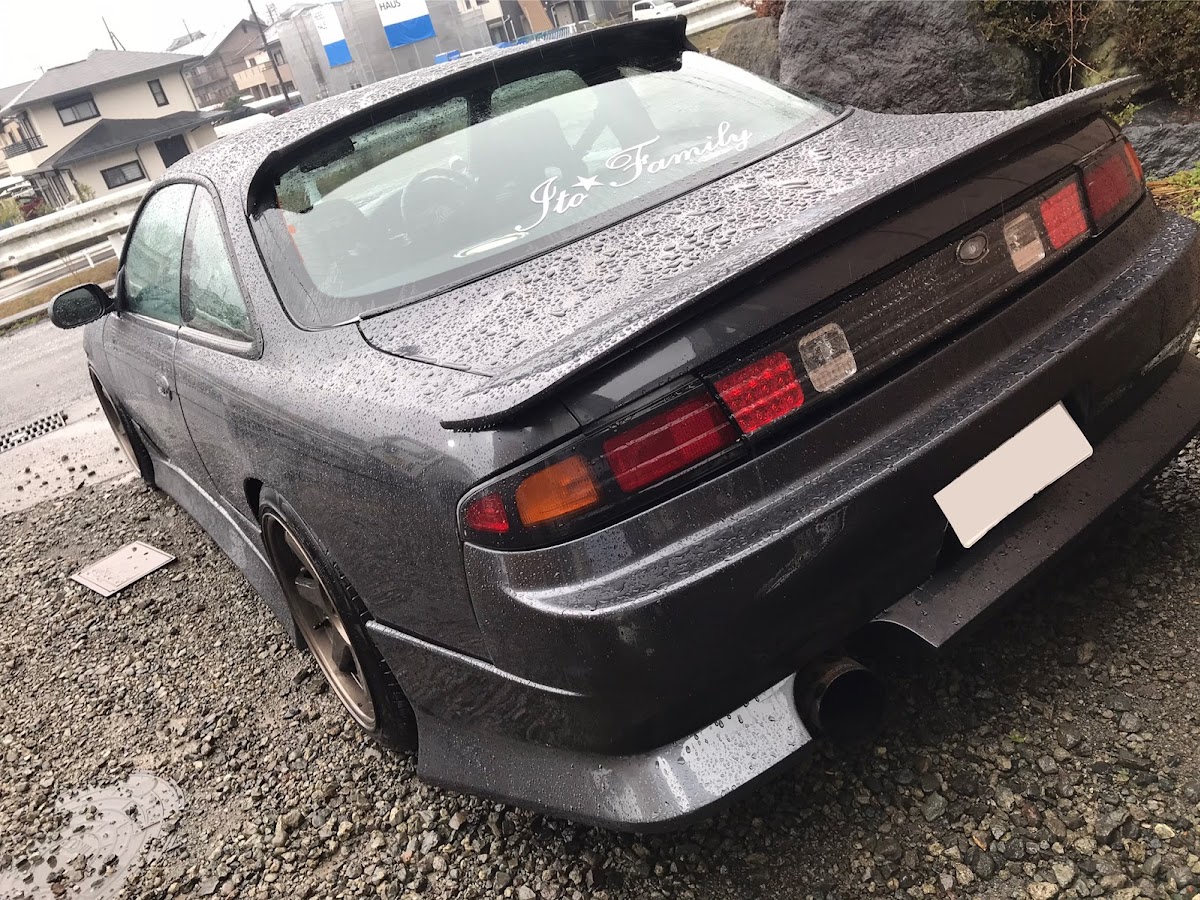 D-MAX s14用リアスポイラー - パーツ