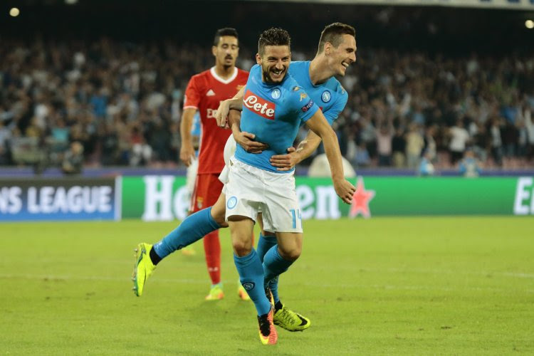 Mertens encensé par l'attaquant qu'il remplace