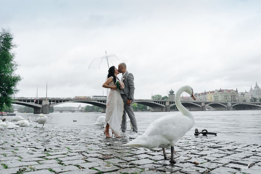 Fotografer pernikahan Vitalie Varvarynets (varvarynets). Foto tanggal 21 Mei 2020