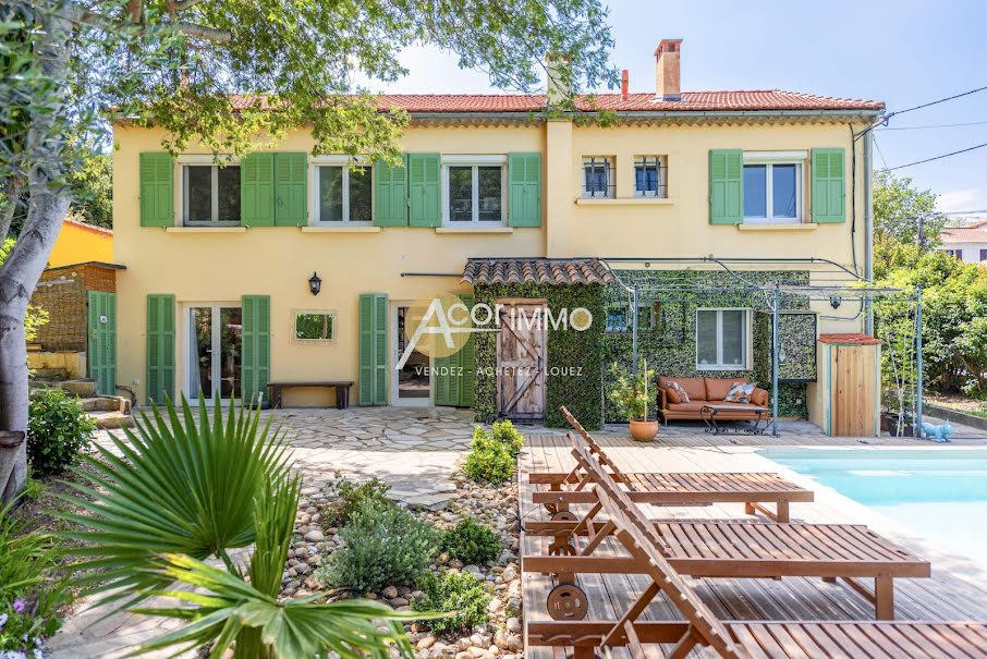 Vente maison 11 pièces 230 m² à La Seyne-sur-Mer (83500), 777 000 €