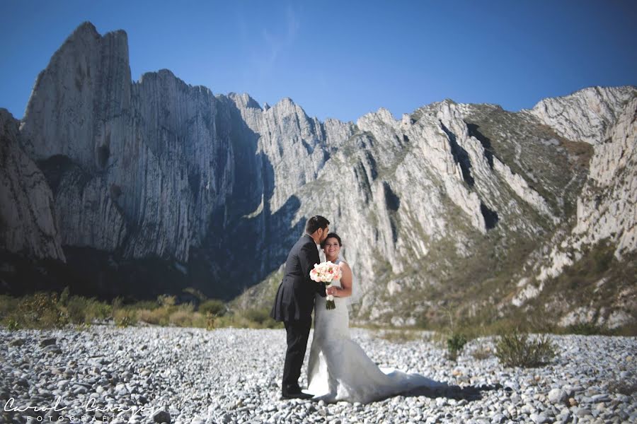 Fotógrafo de casamento Carolina Cavazos (cavazos). Foto de 27 de janeiro 2016