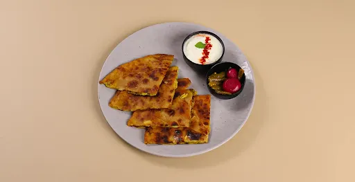 Egg Pyaaz Paratha