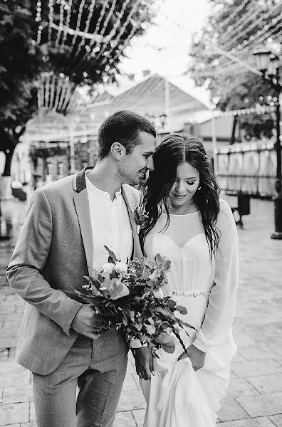 Wedding photographer Elena Senchuk (baroona). Photo of 29 July 2019