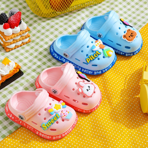 Title 3, Kids Cartoon Cave Hole Sandals