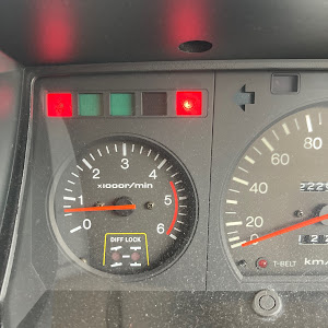 ランドクルーザー70 HZJ77V