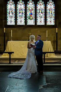 Wedding photographer Tom Hibberd (tom522). Photo of 14 April 2020