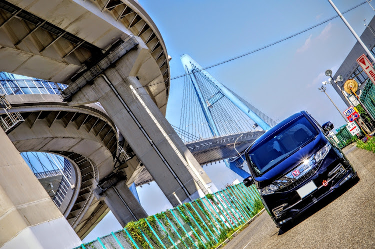 ステップワゴンのジャンクション・インターチェンジ・橋・名港トリトン・青空に関するカスタム事例の投稿画像1枚目