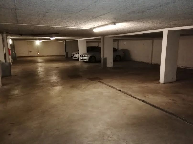 Location  parking  14 m² à Boulogne-sur-Mer (62200), 70 €