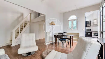 duplex à Paris 8ème (75)