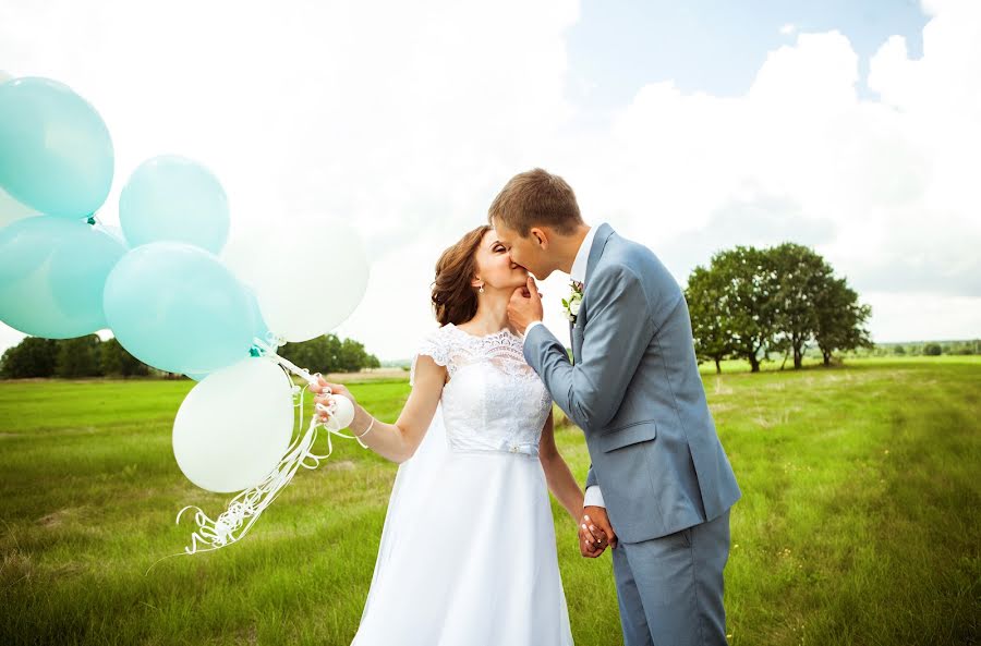 Fotógrafo de casamento Anastasiya Vanyuk (asya88). Foto de 24 de julho 2018