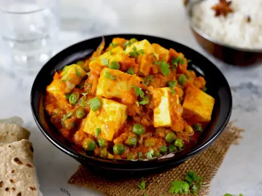 Muttar Paneer