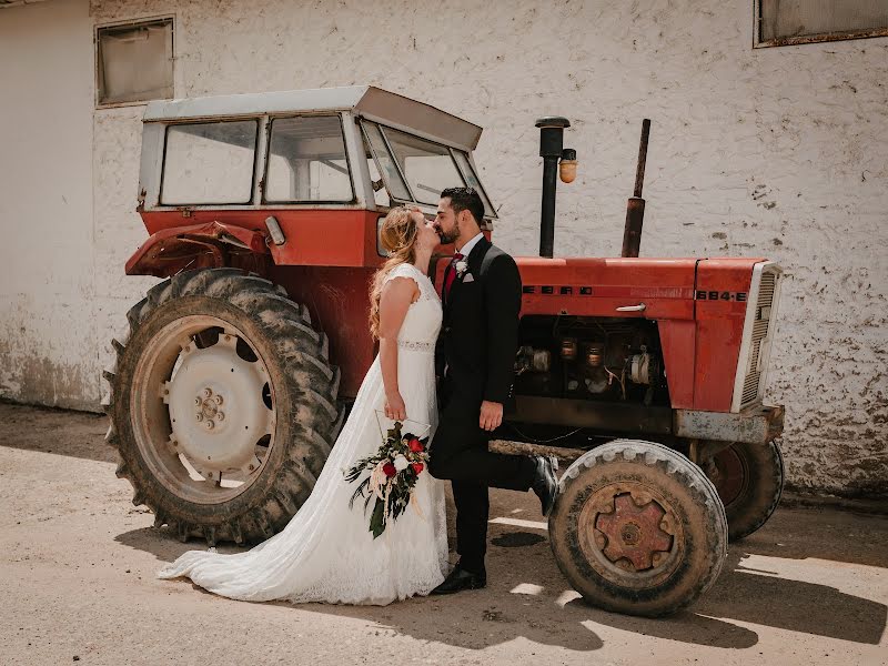 Fotografo di matrimoni Tania De La Iglesia (happytime). Foto del 22 ottobre 2019