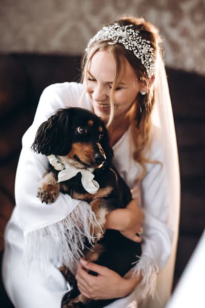 Fotografo di matrimoni Iren Bondar (bondariren). Foto del 15 febbraio 2020