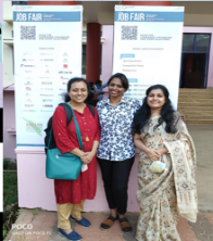 A group of women posing for a photo

Description automatically generated with medium confidence