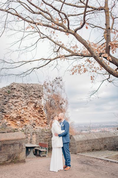 Fotografo di matrimoni Katharina Enns (enns). Foto del 26 gennaio 2022