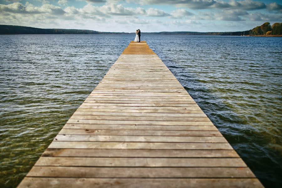 Pulmafotograaf Adam Szczepaniak (joannaplusadam). Foto tehtud 10 oktoober 2020