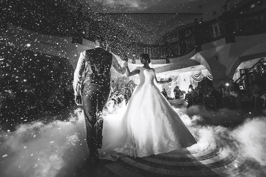 Fotografo di matrimoni Nikolay Kononov (nickfree). Foto del 10 dicembre 2019