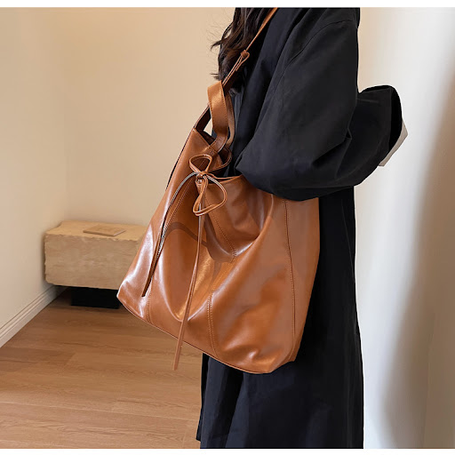 Title 14, Casual Portable Large Capacity New Fashion Tote...