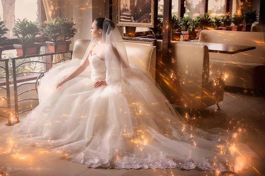 Wedding photographer Inna Ryabichenko (riabinna). Photo of 13 March 2015