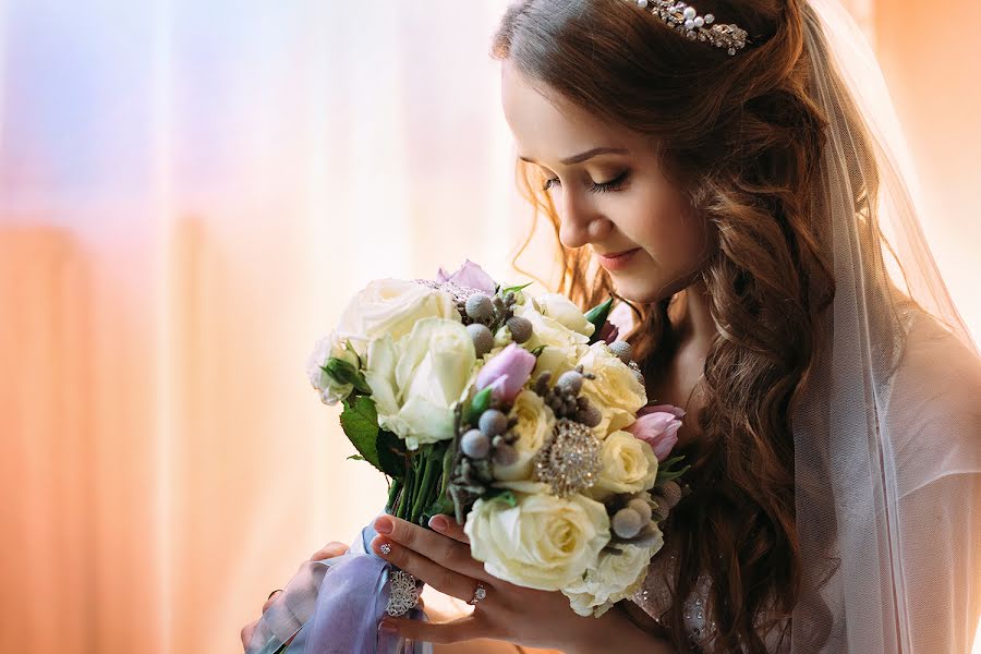 Fotografo di matrimoni Aleksandra Tikhova (aleksti). Foto del 25 marzo 2017