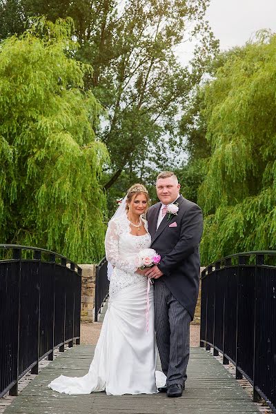 Fotógrafo de casamento Karen Berry (karenberryphoto). Foto de 2 de julho 2019