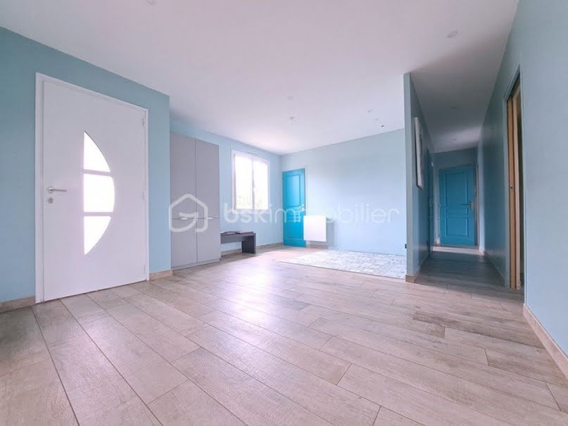 Vente maison 5 pièces 148 m² à Sains-en-Amiénois (80680), 259 000 €