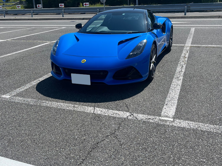 エミーラのLotus・点検・3ヶ月待ちに関するカスタム事例の投稿画像1枚目