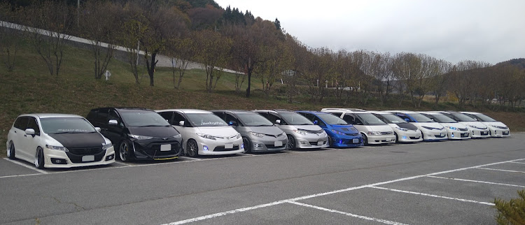 エスティマのエスティマ・ラーメンツーリング・山梨ドライブ・寒さに負けず頑張りましょう！に関するカスタム事例の投稿画像1枚目