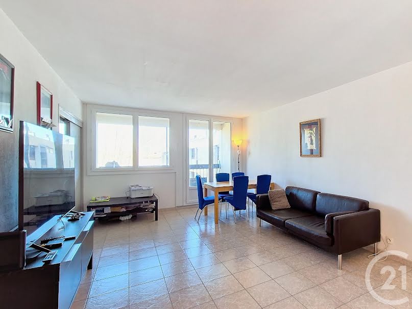 Vente appartement 4 pièces 70.04 m² à Arles (13200), 109 000 €