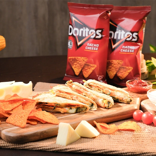 Doritos Crunchy Pizza Pockets