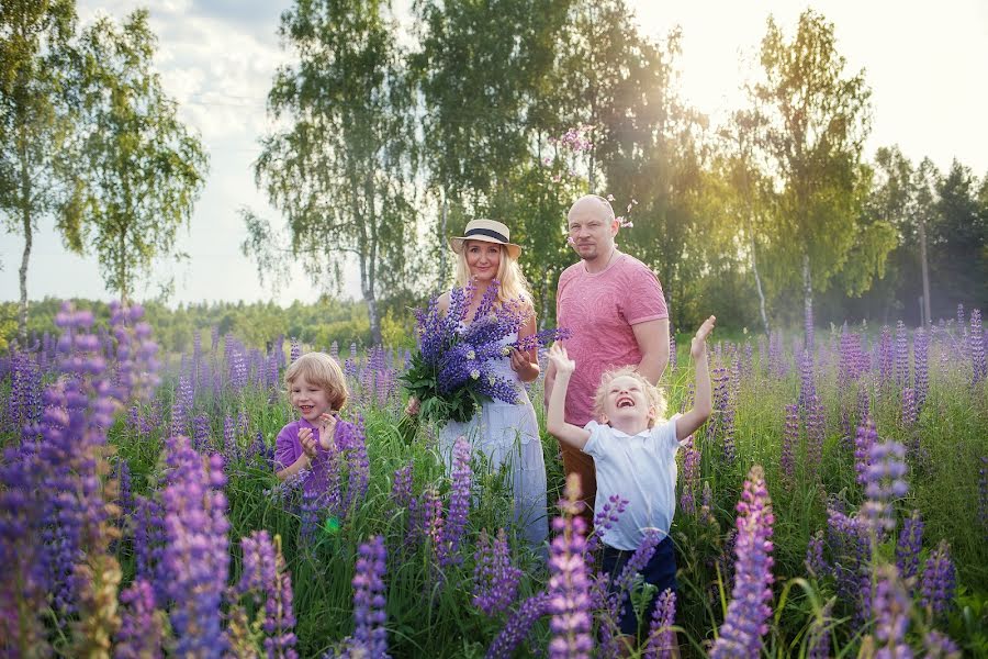 Svatební fotograf Olga Usacheva (hqwjyrr). Fotografie z 10.března 2021