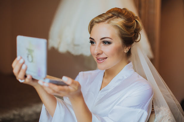 Fotógrafo de casamento Anton Blokhin (totonophoto). Foto de 14 de fevereiro 2017