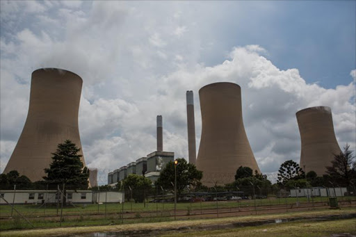 Duvha power station in Witbank. Two environmental organisations have asked the court to order the minister of environmental affairs to prescribe regulations to implement and enforce the Highveld Priority Area Air Quality Management Plan.