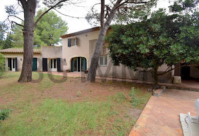 Villa with pool and terrace 6