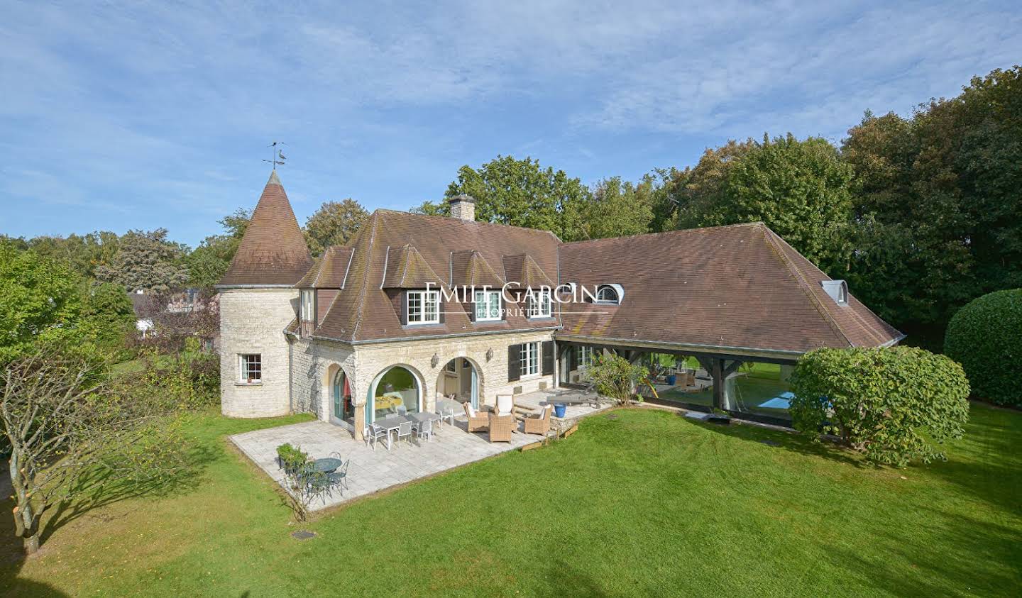 House with pool and terrace Sint-Genesius-Rode