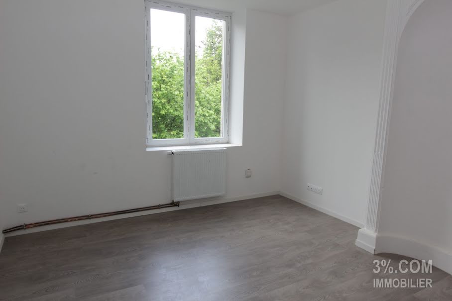 Location  appartement 2 pièces 54 m² à Luneville (54300), 435 €