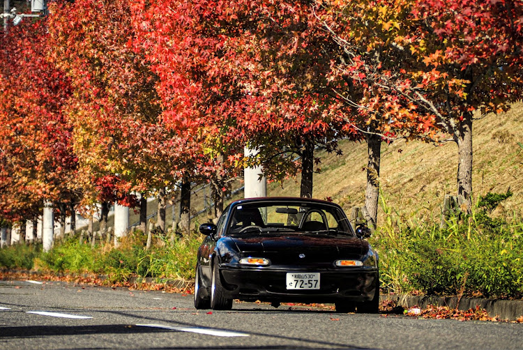 ロードスターのノート・紅葉・焼肉に関するカスタム事例の投稿画像1枚目