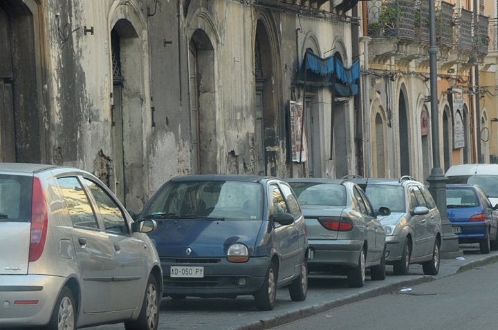 PEDONI ... IN STRADA! di  cristina masoni