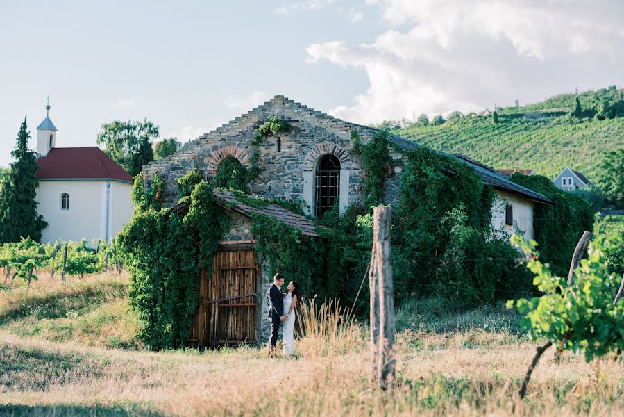 Jurufoto perkahwinan Krisztián Horváth (kristoban). Foto pada 18 Jun 2022