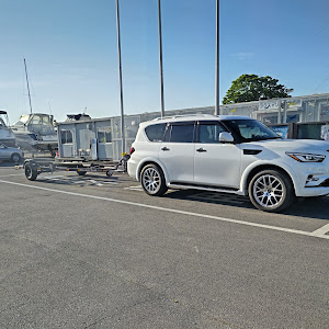 QX80