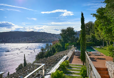 Villa with pool and terrace 5