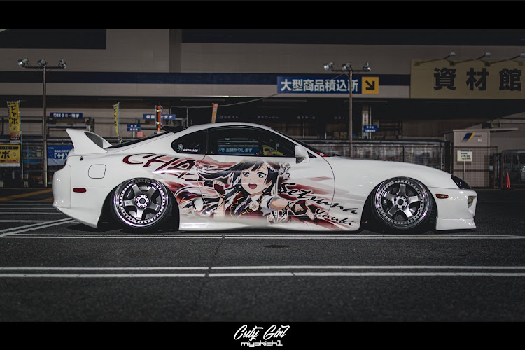 スープラの2019ベストショット・痛車・写真撮影・シャコタンに関するカスタム事例の投稿画像2枚目