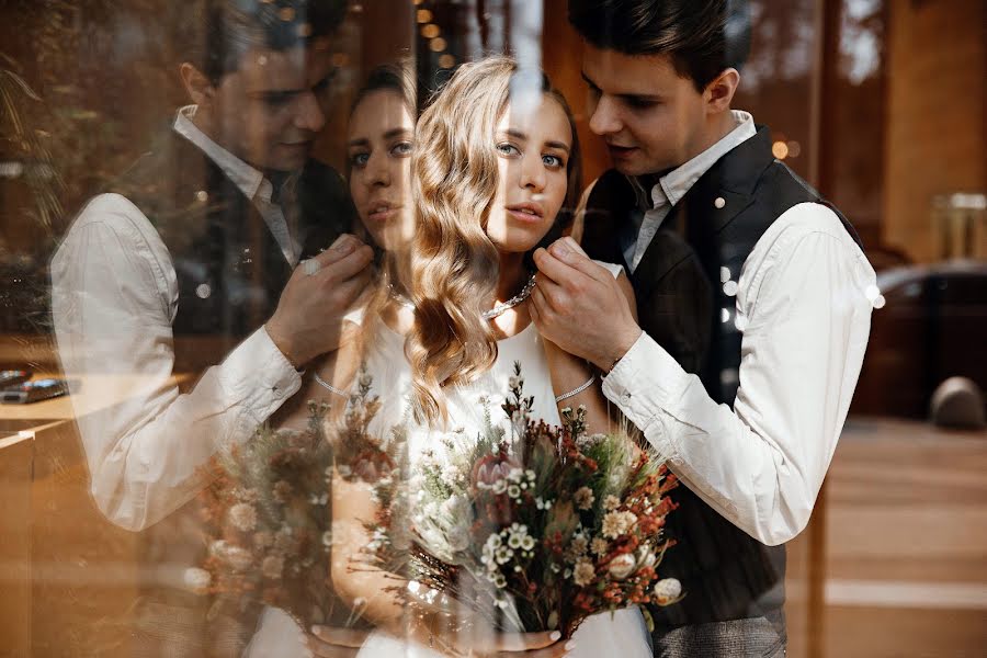 Wedding photographer Yulya Litvinova (youli). Photo of 6 November 2019