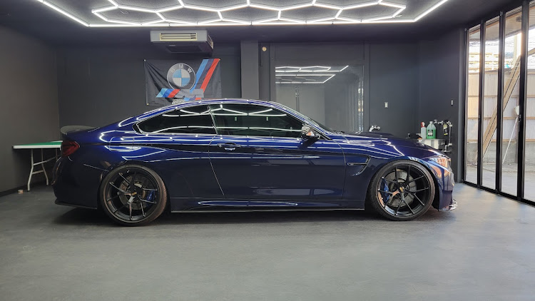 M4 クーペのスリラー8885さんが投稿したカスタム事例の投稿画像1枚目