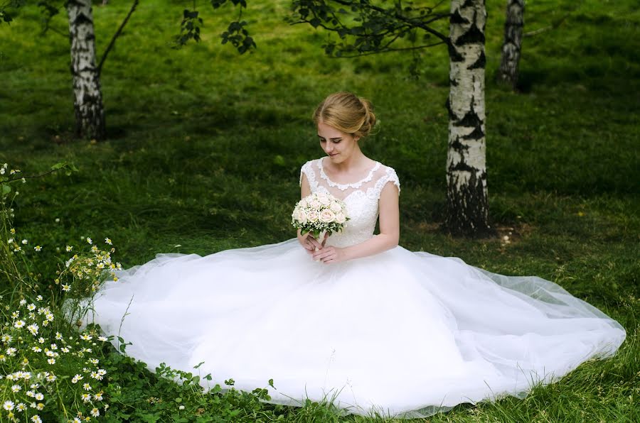 Fotógrafo de casamento Kristina Likhovid (likhovid). Foto de 17 de agosto 2018