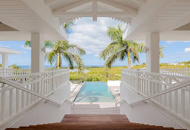 Villa with pool and terrace 18