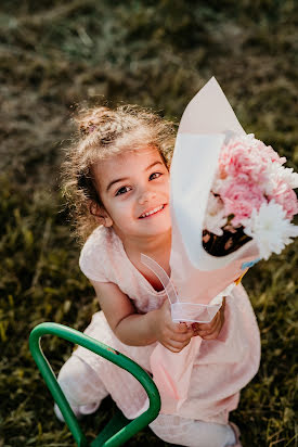 Fotógrafo de casamento Nina Mesha (photofabrique). Foto de 31 de maio 2022