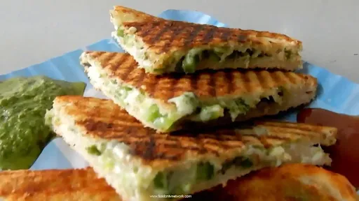 Cheese Chilly Grilled Sandwich