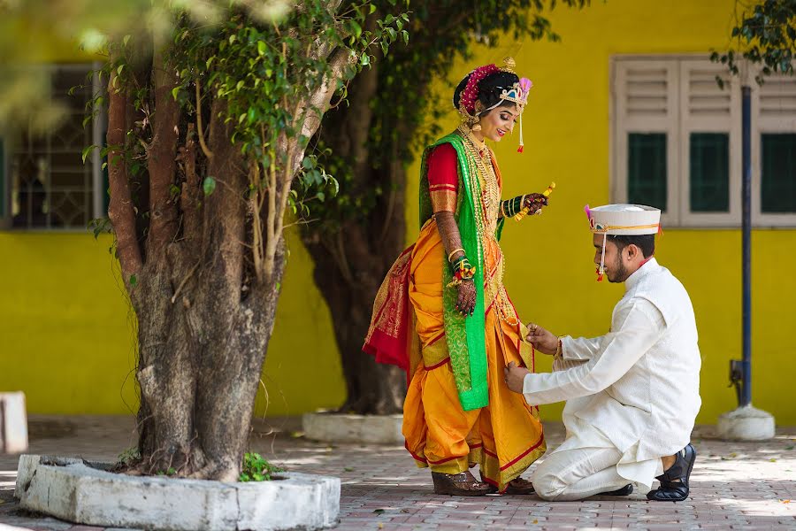 Wedding photographer Paresh Jadhav (pareshjadhav). Photo of 9 March 2022