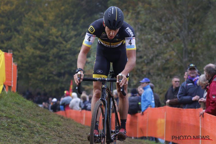 Meeusen soleert naar zege in onthoofde Waaslandcross